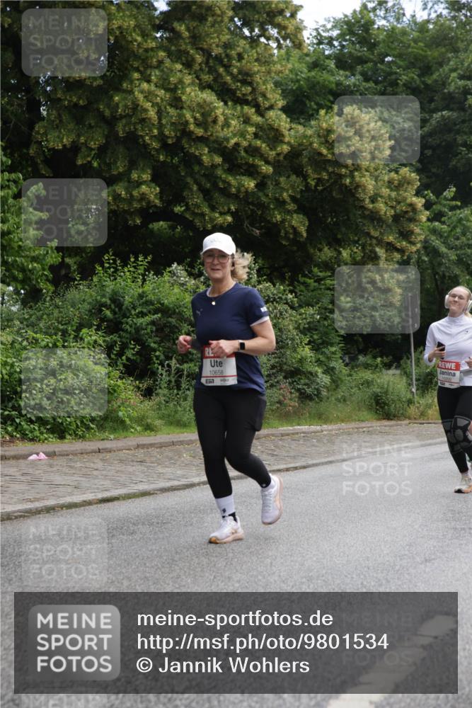 14.06.2026 - REWE Women's Run Jannik Wohlers http://msf.ph/oto/9801534 14.06.2026 10:10:28 Laufen 10658 meine-sportfotos.de