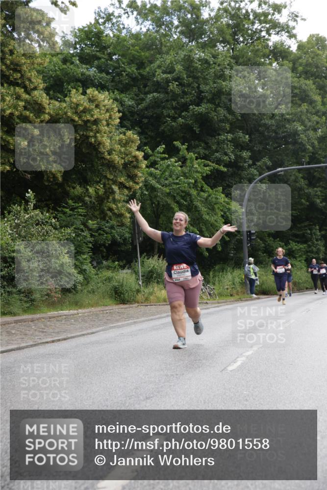 14.06.2026 - REWE Women's Run Jannik Wohlers http://msf.ph/oto/9801558 14.06.2026 10:10:33 Laufen 10035 meine-sportfotos.de