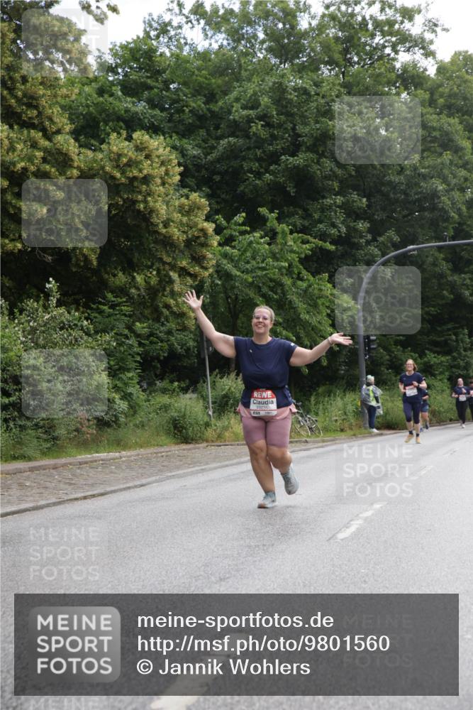 14.06.2026 - REWE Women's Run Jannik Wohlers http://msf.ph/oto/9801560 14.06.2026 10:10:33 Laufen 10035 meine-sportfotos.de