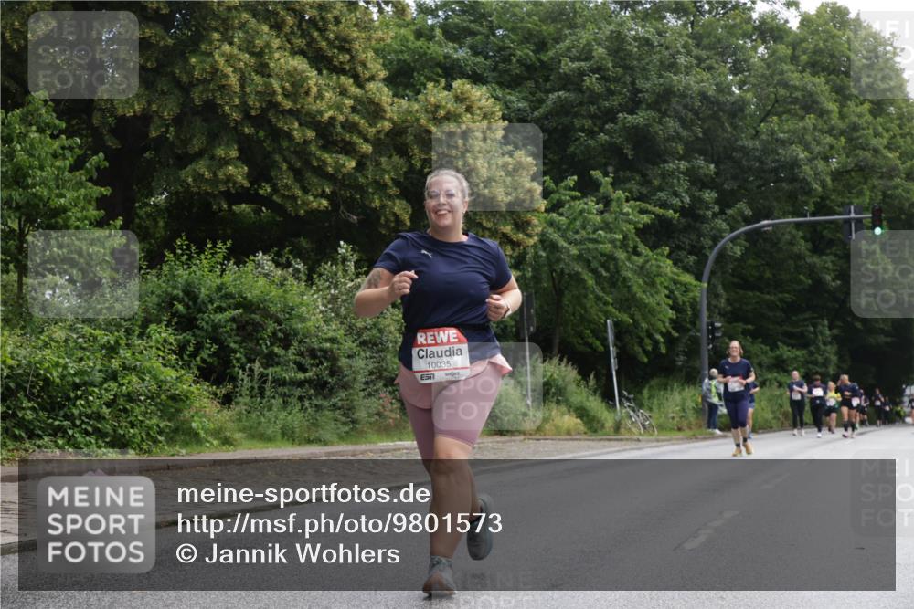 14.06.2026 - REWE Women's Run Jannik Wohlers http://msf.ph/oto/9801573 14.06.2026 10:10:35 Laufen 10035, 57 meine-sportfotos.de