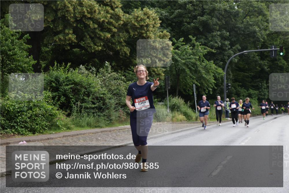 14.06.2026 - REWE Women's Run Jannik Wohlers http://msf.ph/oto/9801585 14.06.2026 10:10:41 Laufen 11460 meine-sportfotos.de