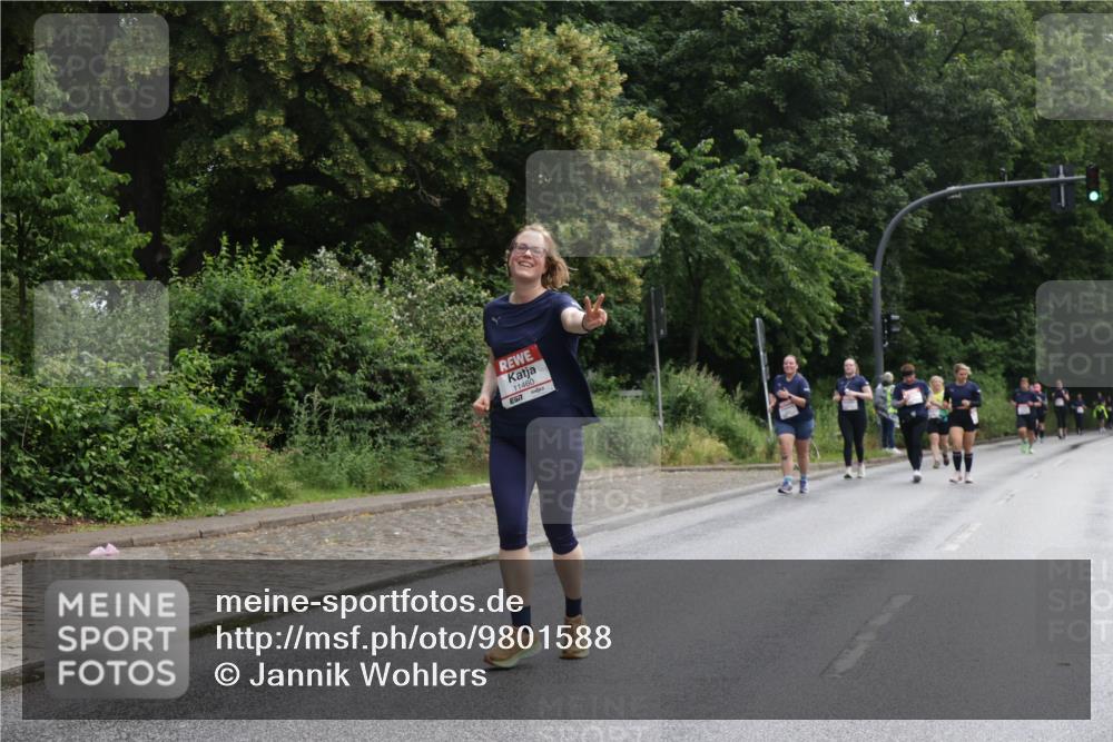 14.06.2026 - REWE Women's Run Jannik Wohlers http://msf.ph/oto/9801588 14.06.2026 10:10:41 Laufen 11460 meine-sportfotos.de