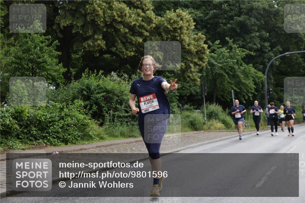 14.06.2026 - REWE Women's Run Jannik Wohlers http://msf.ph/oto/9801596 14.06.2026 10:10:41 Laufen 11460, 7 meine-sportfotos.de