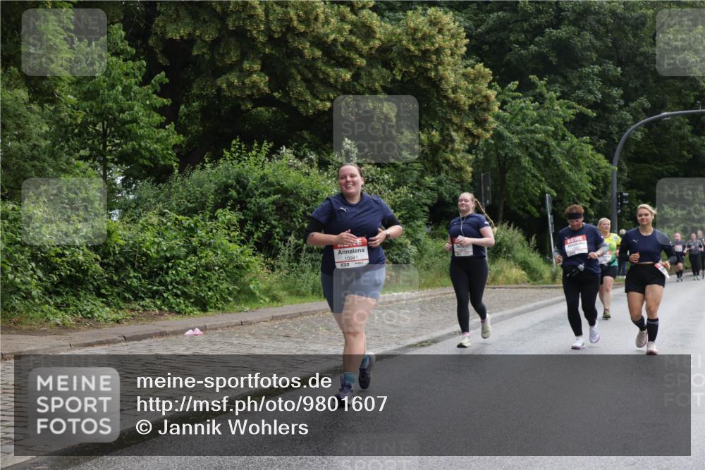 14.06.2026 - REWE Women's Run Jannik Wohlers http://msf.ph/oto/9801607 14.06.2026 10:10:47 Laufen 10941 meine-sportfotos.de