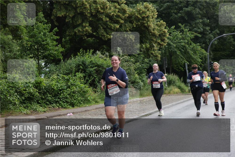 14.06.2026 - REWE Women's Run Jannik Wohlers http://msf.ph/oto/9801611 14.06.2026 10:10:47 Laufen 10941 meine-sportfotos.de