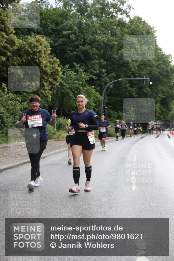 14.06.2026 - REWE Women's Run Jannik Wohlers http://msf.ph/oto/9801621 14.06.2026 10:10:49 Laufen 10877, 100 meine-sportfotos.de