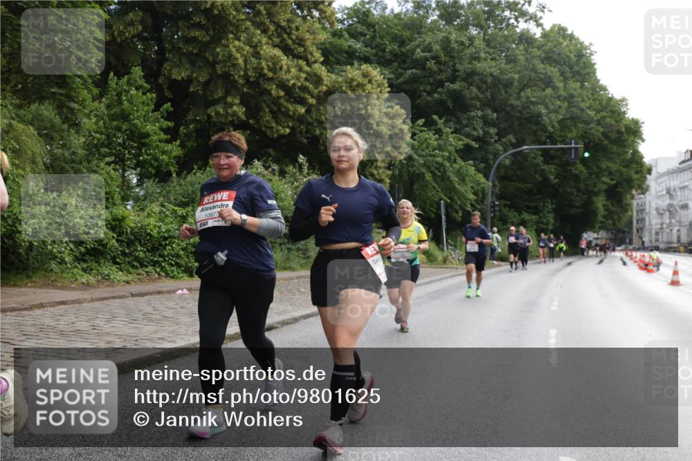 14.06.2026 - REWE Women's Run Jannik Wohlers http://msf.ph/oto/9801625 14.06.2026 10:10:51 Laufen 517, 10877 meine-sportfotos.de
