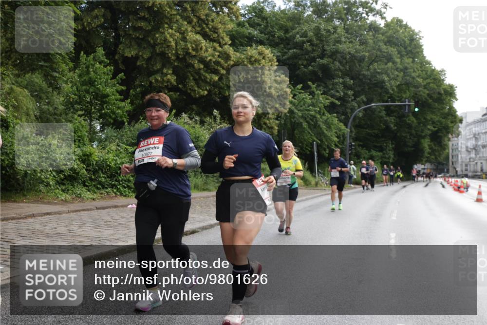 14.06.2026 - REWE Women's Run Jannik Wohlers http://msf.ph/oto/9801626 14.06.2026 10:10:51 Laufen 10877 meine-sportfotos.de