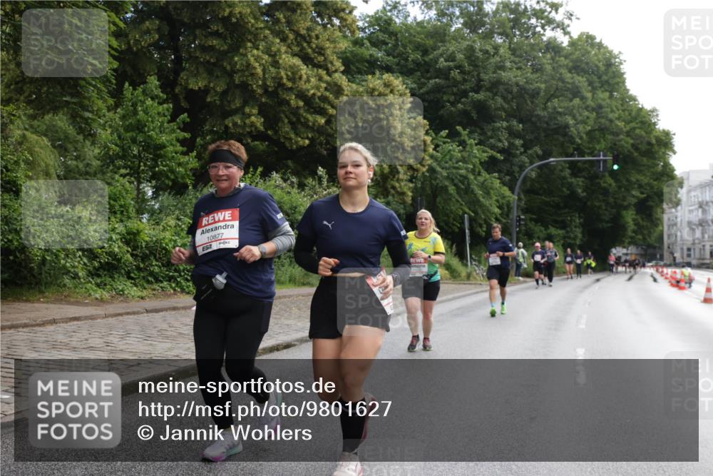 14.06.2026 - REWE Women's Run Jannik Wohlers http://msf.ph/oto/9801627 14.06.2026 10:10:51 Laufen 10877, 51 meine-sportfotos.de