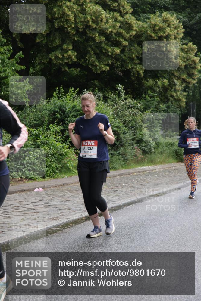 14.06.2026 - REWE Women's Run Jannik Wohlers http://msf.ph/oto/9801670 14.06.2026 10:11:03 Laufen 10216, 57 meine-sportfotos.de