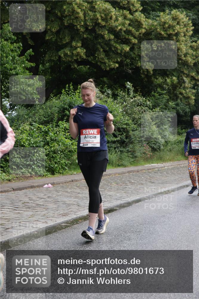 14.06.2026 - REWE Women's Run Jannik Wohlers http://msf.ph/oto/9801673 14.06.2026 10:11:03 Laufen 10216, 57 meine-sportfotos.de