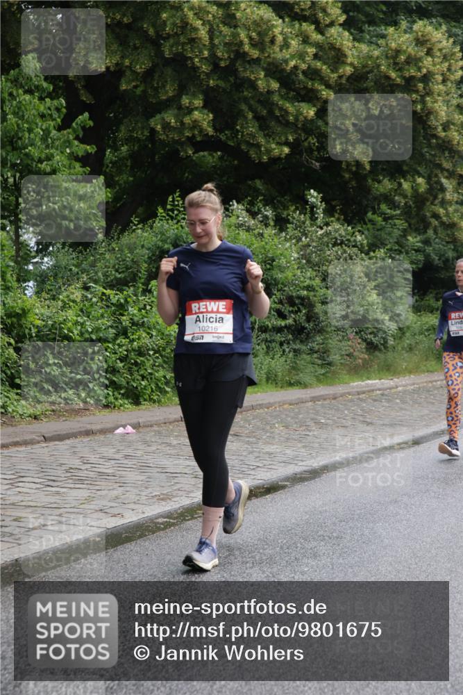 14.06.2026 - REWE Women's Run Jannik Wohlers http://msf.ph/oto/9801675 14.06.2026 10:11:03 Laufen 10216, 657 meine-sportfotos.de