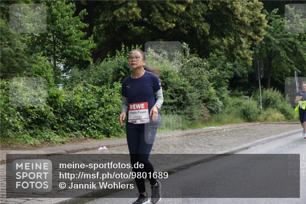 14.06.2026 - REWE Women's Run Jannik Wohlers http://msf.ph/oto/9801689 14.06.2026 10:11:07 Laufen 11226 meine-sportfotos.de