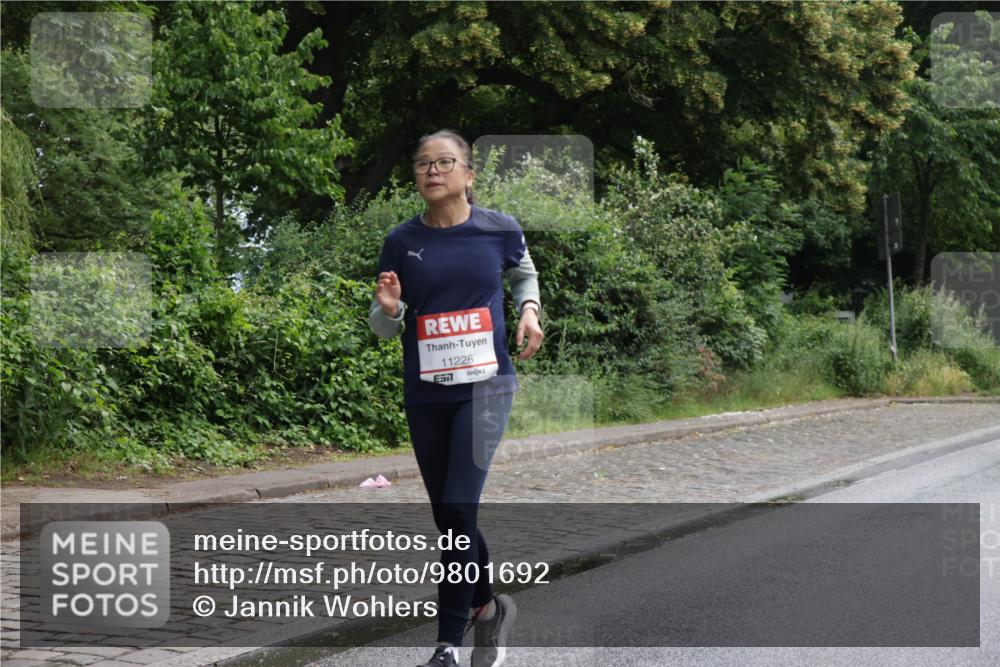 14.06.2026 - REWE Women's Run Jannik Wohlers http://msf.ph/oto/9801692 14.06.2026 10:11:08 Laufen 11226, 57 meine-sportfotos.de