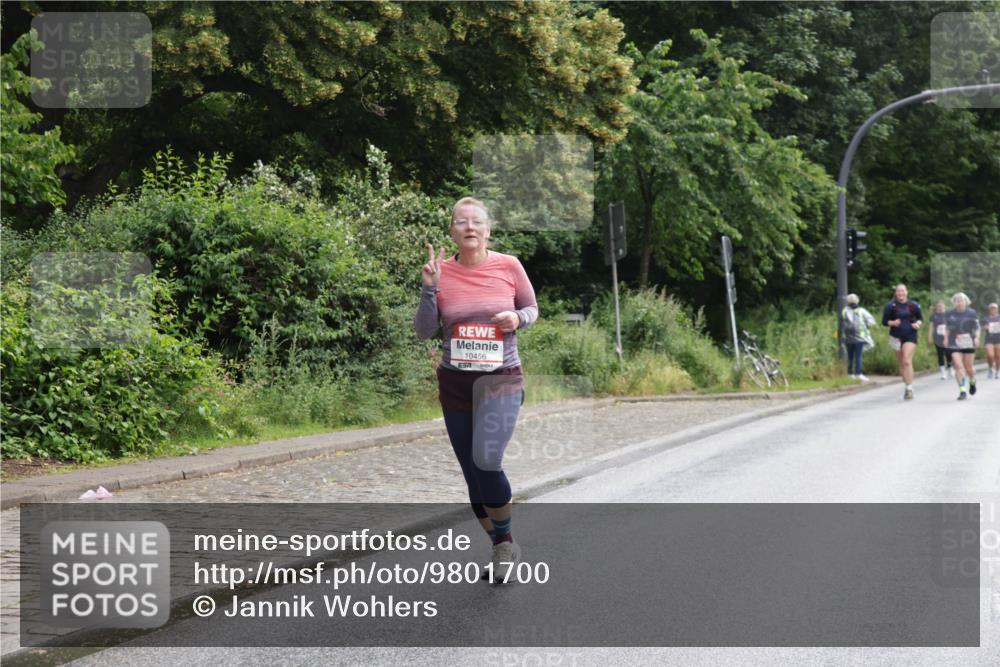 14.06.2026 - REWE Women's Run Jannik Wohlers http://msf.ph/oto/9801700 14.06.2026 10:11:14 Laufen 10456 meine-sportfotos.de