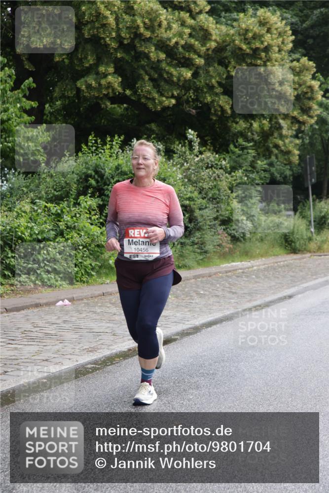 14.06.2026 - REWE Women's Run Jannik Wohlers http://msf.ph/oto/9801704 14.06.2026 10:11:15 Laufen 10456 meine-sportfotos.de