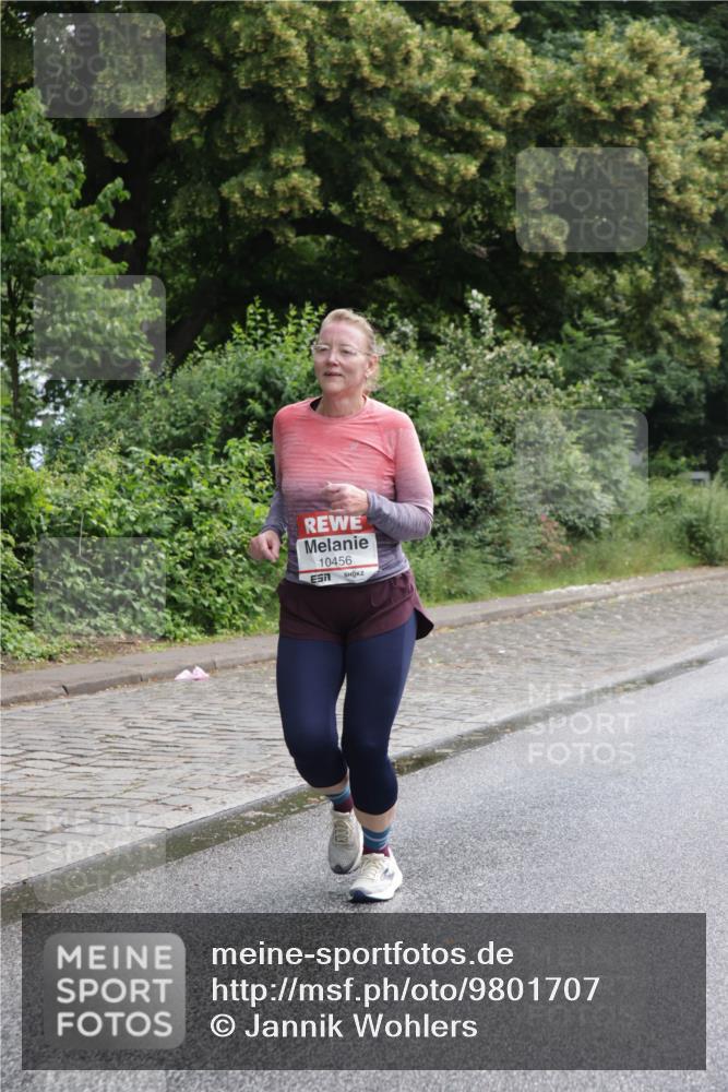 14.06.2026 - REWE Women's Run Jannik Wohlers http://msf.ph/oto/9801707 14.06.2026 10:11:15 Laufen 10456 meine-sportfotos.de