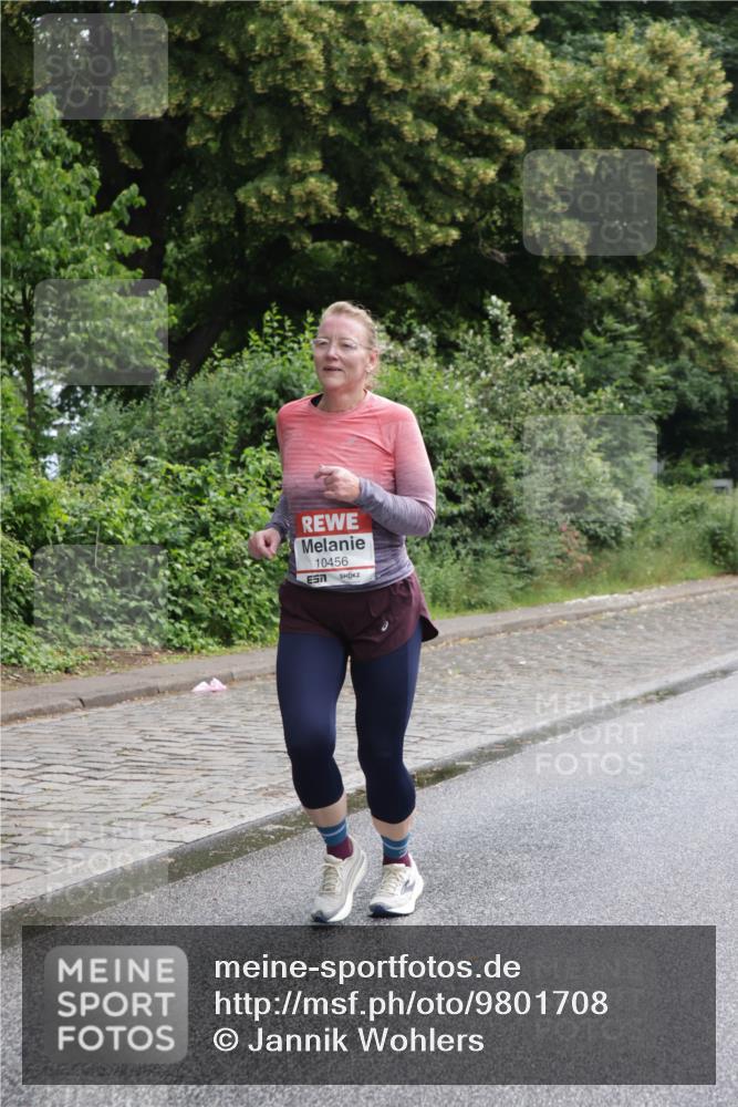 14.06.2026 - REWE Women's Run Jannik Wohlers http://msf.ph/oto/9801708 14.06.2026 10:11:15 Laufen 10456 meine-sportfotos.de