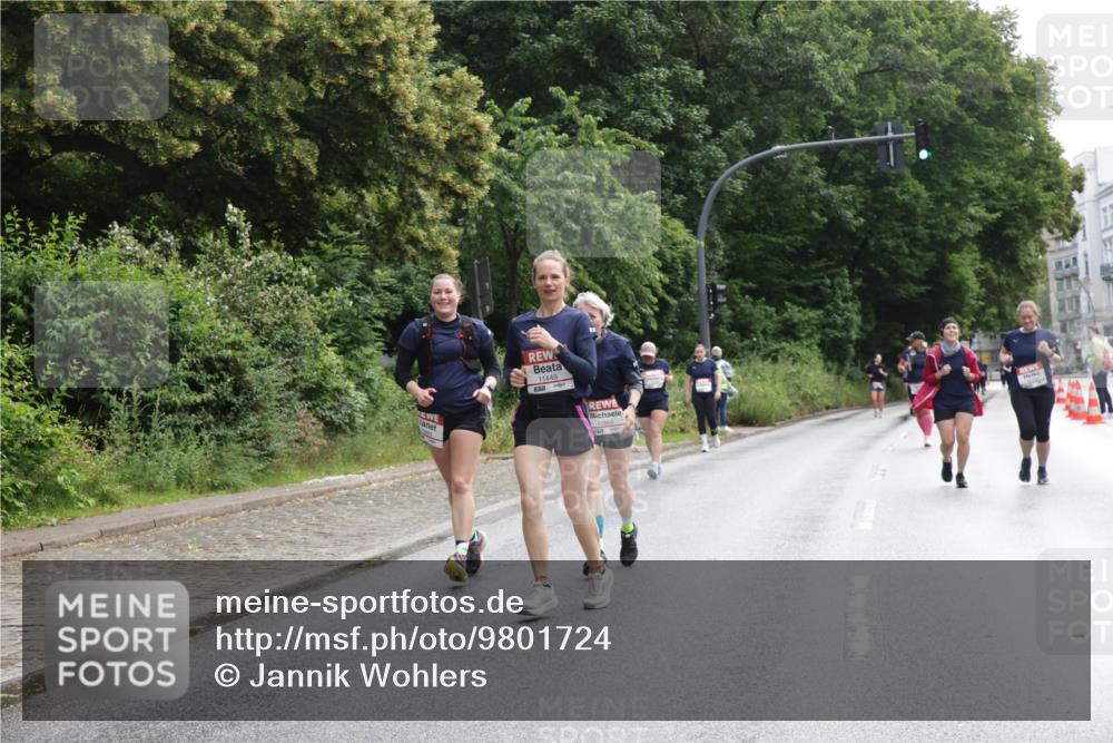 14.06.2026 - REWE Women's Run Jannik Wohlers http://msf.ph/oto/9801724 14.06.2026 10:11:22 Laufen 11449 meine-sportfotos.de