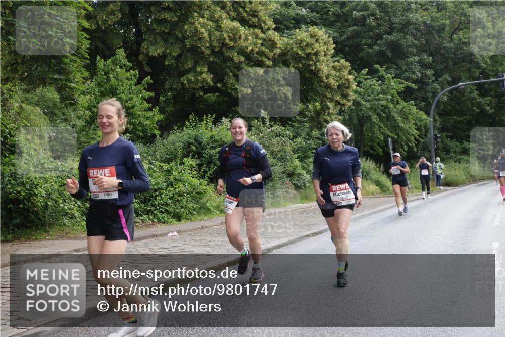 14.06.2026 - REWE Women's Run Jannik Wohlers http://msf.ph/oto/9801747 14.06.2026 10:11:24 Laufen 517, 10866, 57 meine-sportfotos.de