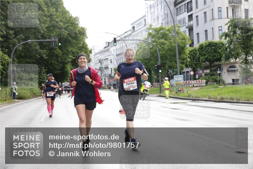 14.06.2026 - REWE Women's Run Jannik Wohlers http://msf.ph/oto/9801757 14.06.2026 10:11:27 Laufen 10306, 7 meine-sportfotos.de