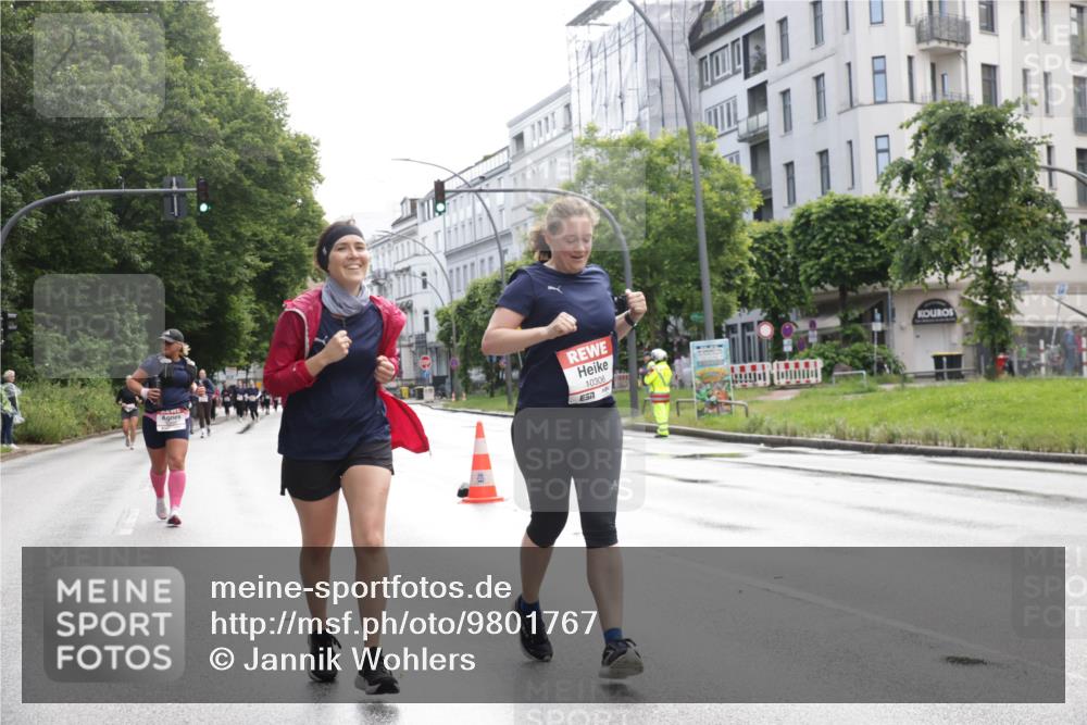 14.06.2026 - REWE Women's Run Jannik Wohlers http://msf.ph/oto/9801767 14.06.2026 10:11:27 Laufen 10306, 51 meine-sportfotos.de