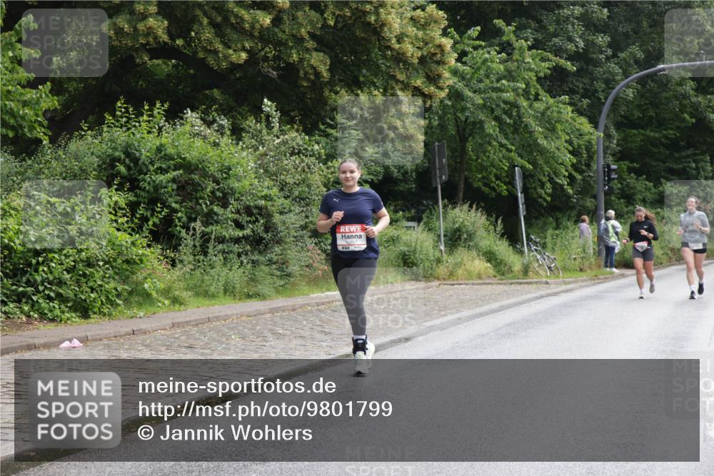14.06.2026 - REWE Women's Run Jannik Wohlers http://msf.ph/oto/9801799 14.06.2026 10:11:32 Laufen 10517 meine-sportfotos.de