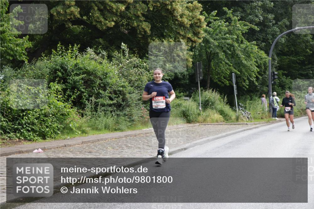 14.06.2026 - REWE Women's Run Jannik Wohlers http://msf.ph/oto/9801800 14.06.2026 10:11:32 Laufen 10517 meine-sportfotos.de