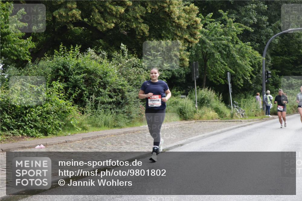 14.06.2026 - REWE Women's Run Jannik Wohlers http://msf.ph/oto/9801802 14.06.2026 10:11:32 Laufen 10517 meine-sportfotos.de