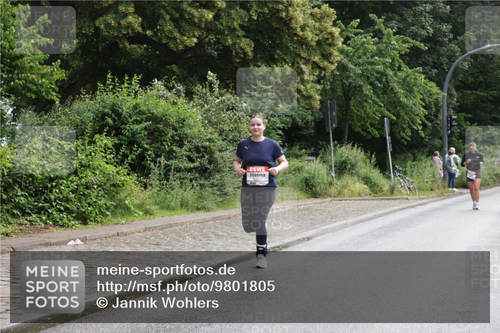14.06.2026 - REWE Women's Run Jannik Wohlers http://msf.ph/oto/9801805 14.06.2026 10:11:33 Laufen 1051 meine-sportfotos.de