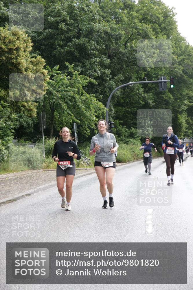 14.06.2026 - REWE Women's Run Jannik Wohlers http://msf.ph/oto/9801820 14.06.2026 10:11:38 Laufen 11314 meine-sportfotos.de