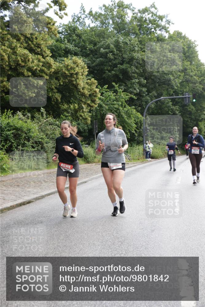 14.06.2026 - REWE Women's Run Jannik Wohlers http://msf.ph/oto/9801842 14.06.2026 10:11:40 Laufen  meine-sportfotos.de