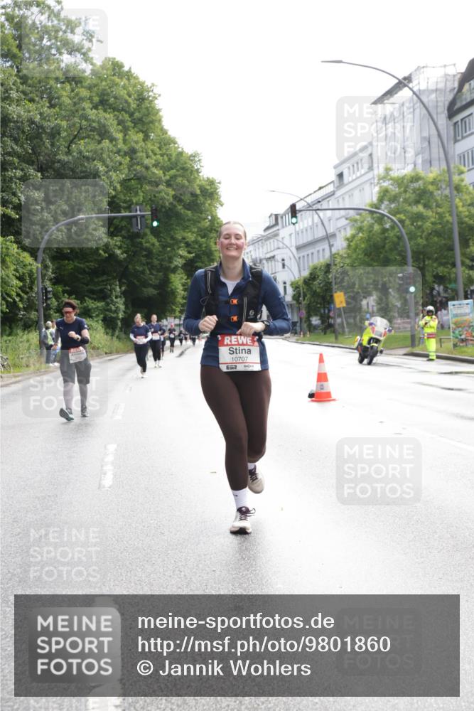 14.06.2026 - REWE Women's Run Jannik Wohlers http://msf.ph/oto/9801860 14.06.2026 10:11:43 Laufen 10707, 57 meine-sportfotos.de