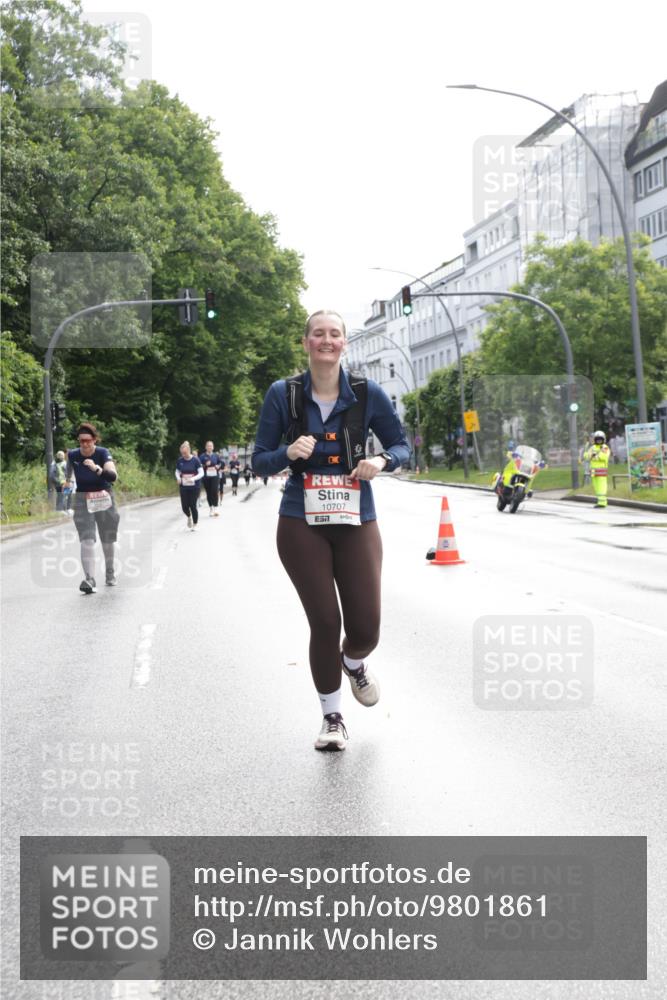 14.06.2026 - REWE Women's Run Jannik Wohlers http://msf.ph/oto/9801861 14.06.2026 10:11:43 Laufen 10707 meine-sportfotos.de