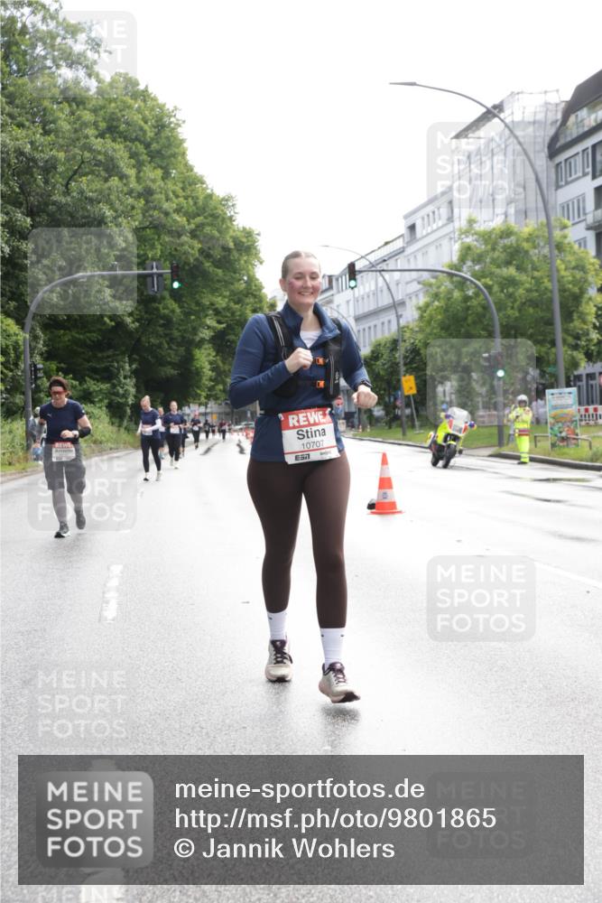 14.06.2026 - REWE Women's Run Jannik Wohlers http://msf.ph/oto/9801865 14.06.2026 10:11:43 Laufen 10707, 657 meine-sportfotos.de