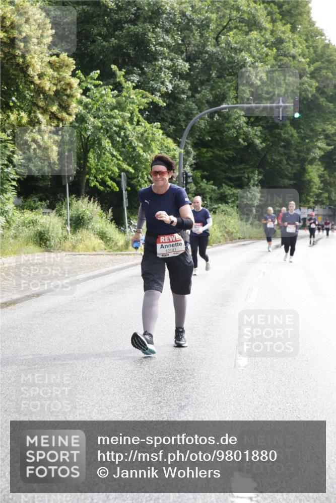 14.06.2026 - REWE Women's Run Jannik Wohlers http://msf.ph/oto/9801880 14.06.2026 10:11:45 Laufen 10141 meine-sportfotos.de