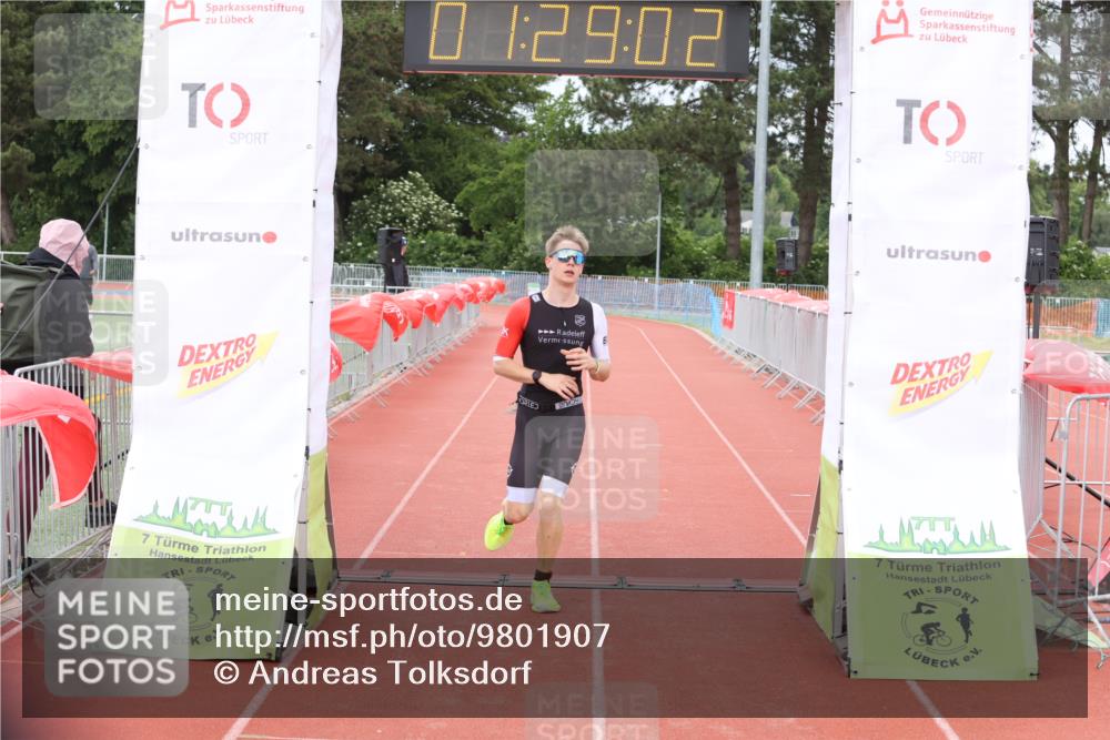 14.06.2026 - 7 Türme Triathlon Andreas Tolksdorf http://msf.ph/oto/9801907 14.06.2026 11:59:01 Ziel 413 meine-sportfotos.de