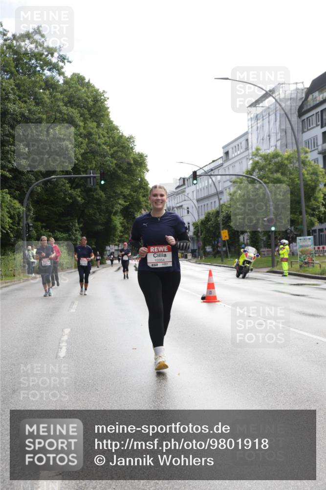 14.06.2026 - REWE Women's Run Jannik Wohlers http://msf.ph/oto/9801918 14.06.2026 10:11:54 Laufen 10354 meine-sportfotos.de