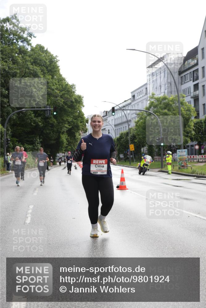 14.06.2026 - REWE Women's Run Jannik Wohlers http://msf.ph/oto/9801924 14.06.2026 10:11:54 Laufen 10354, 7, 15173 meine-sportfotos.de