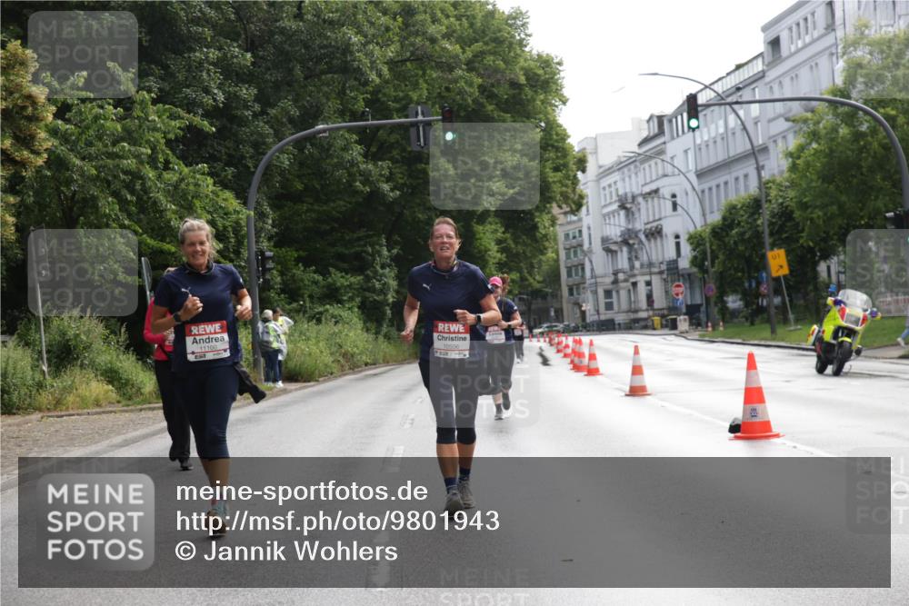14.06.2026 - REWE Women's Run Jannik Wohlers http://msf.ph/oto/9801943 14.06.2026 10:11:58 Laufen 11100, 1 meine-sportfotos.de