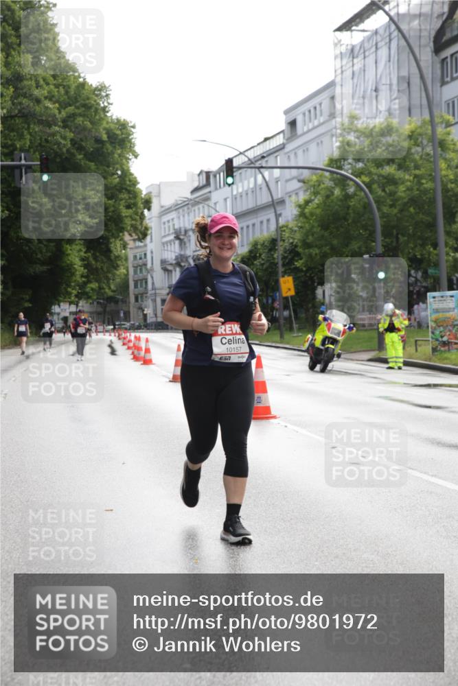 14.06.2026 - REWE Women's Run Jannik Wohlers http://msf.ph/oto/9801972 14.06.2026 10:12:03 Laufen 10157 meine-sportfotos.de