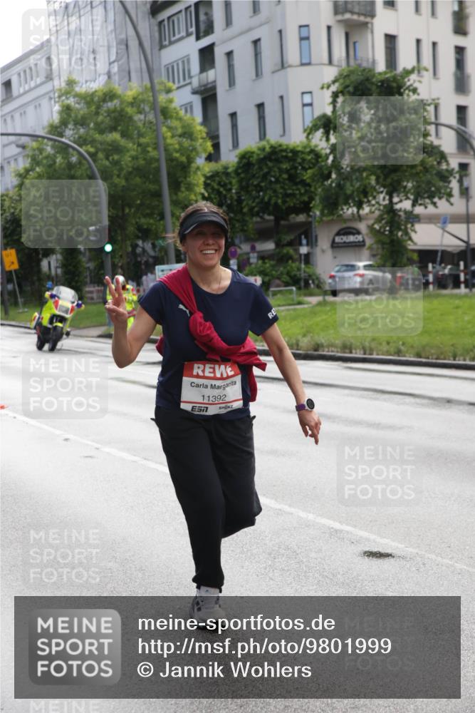14.06.2026 - REWE Women's Run Jannik Wohlers http://msf.ph/oto/9801999 14.06.2026 10:12:19 Laufen 11392 meine-sportfotos.de