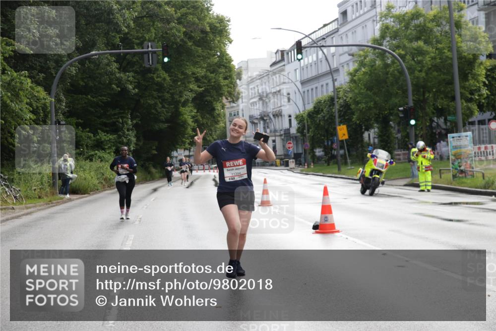 14.06.2026 - REWE Women's Run Jannik Wohlers http://msf.ph/oto/9802018 14.06.2026 10:12:21 Laufen 11394, 01 meine-sportfotos.de