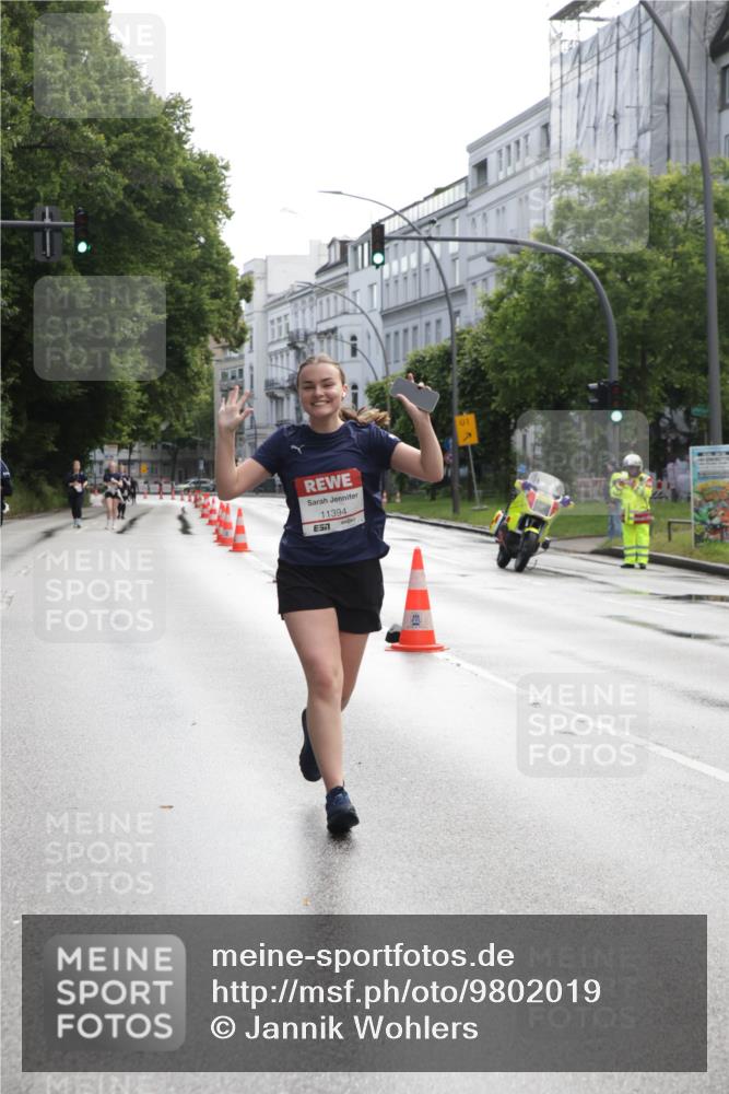 14.06.2026 - REWE Women's Run Jannik Wohlers http://msf.ph/oto/9802019 14.06.2026 10:12:22 Laufen 11394, 57, 1 meine-sportfotos.de