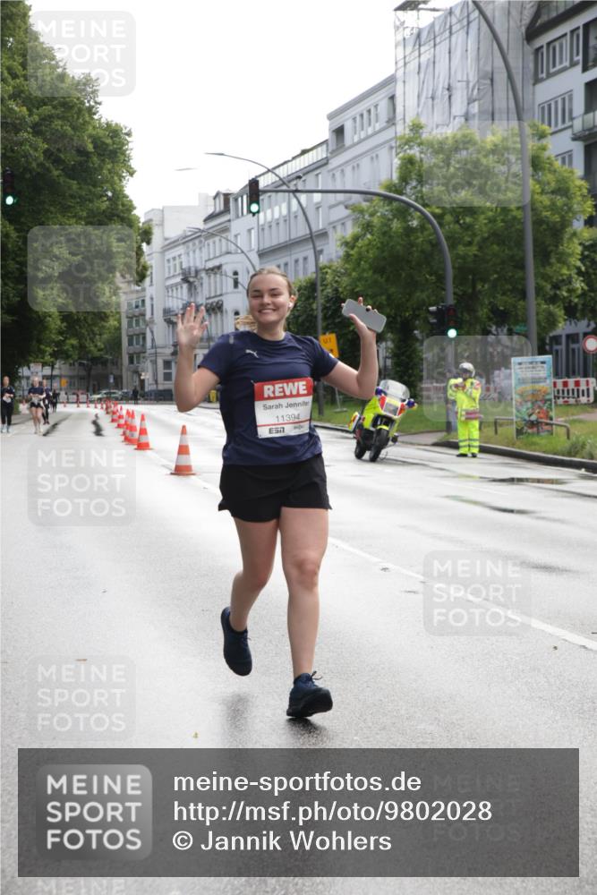14.06.2026 - REWE Women's Run Jannik Wohlers http://msf.ph/oto/9802028 14.06.2026 10:12:22 Laufen 11394, 7 meine-sportfotos.de
