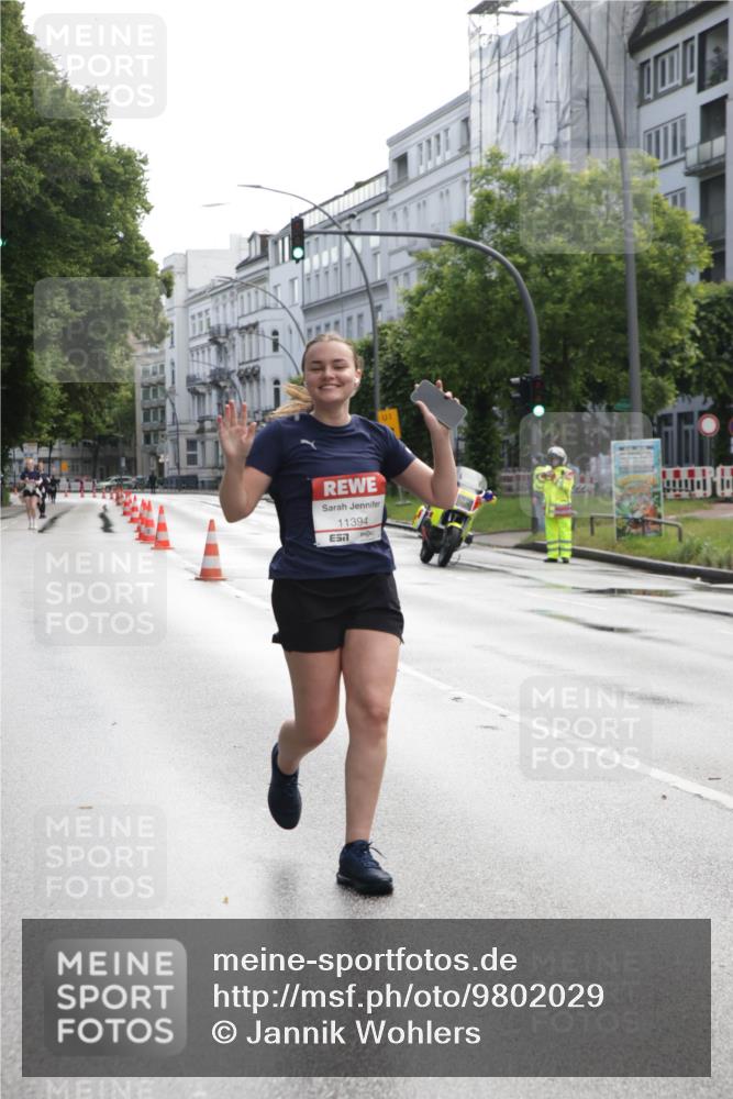 14.06.2026 - REWE Women's Run Jannik Wohlers http://msf.ph/oto/9802029 14.06.2026 10:12:22 Laufen 11394, 37 meine-sportfotos.de