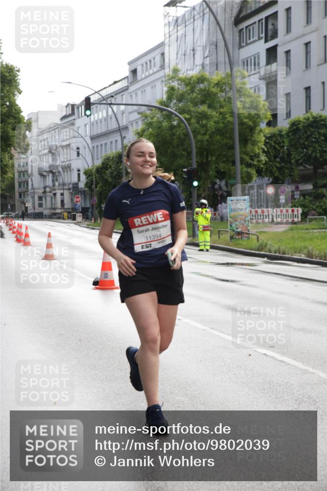 14.06.2026 - REWE Women's Run Jannik Wohlers http://msf.ph/oto/9802039 14.06.2026 10:12:23 Laufen 11394 meine-sportfotos.de