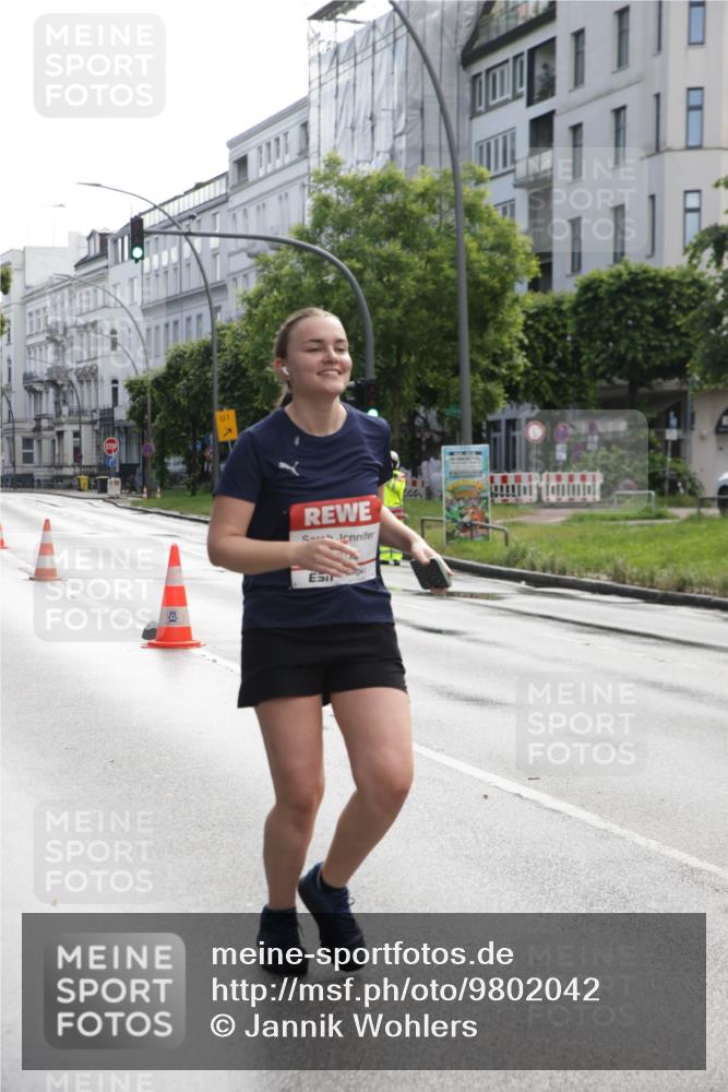14.06.2026 - REWE Women's Run Jannik Wohlers http://msf.ph/oto/9802042 14.06.2026 10:12:23 Laufen 01 meine-sportfotos.de