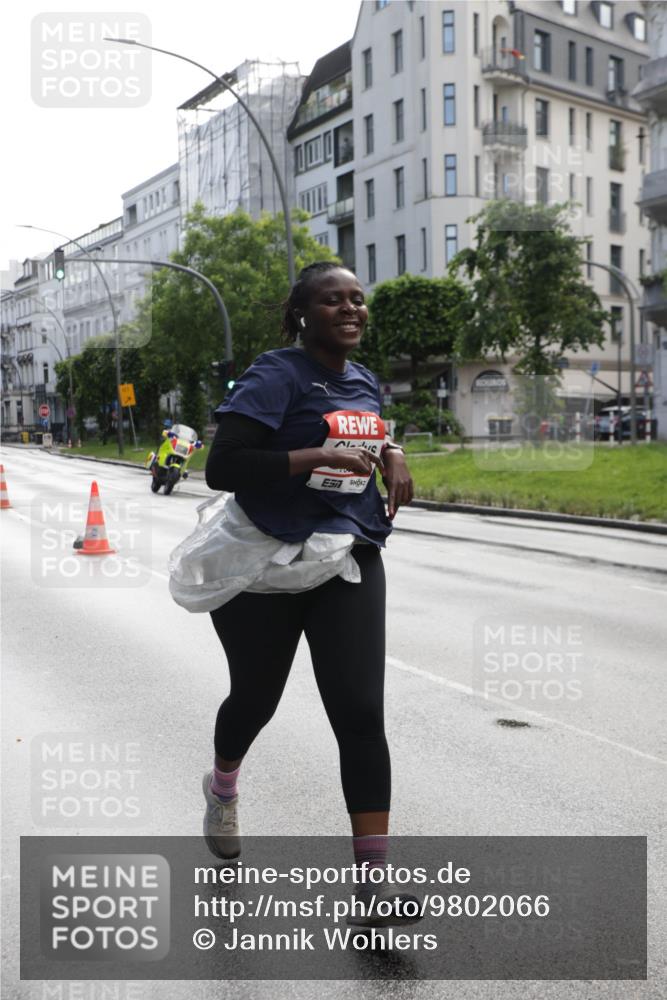14.06.2026 - REWE Women's Run Jannik Wohlers http://msf.ph/oto/9802066 14.06.2026 10:12:28 Laufen  meine-sportfotos.de