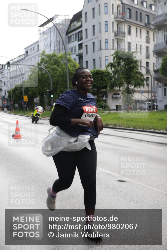 14.06.2026 - REWE Women's Run Jannik Wohlers http://msf.ph/oto/9802067 14.06.2026 10:12:29 Laufen  meine-sportfotos.de